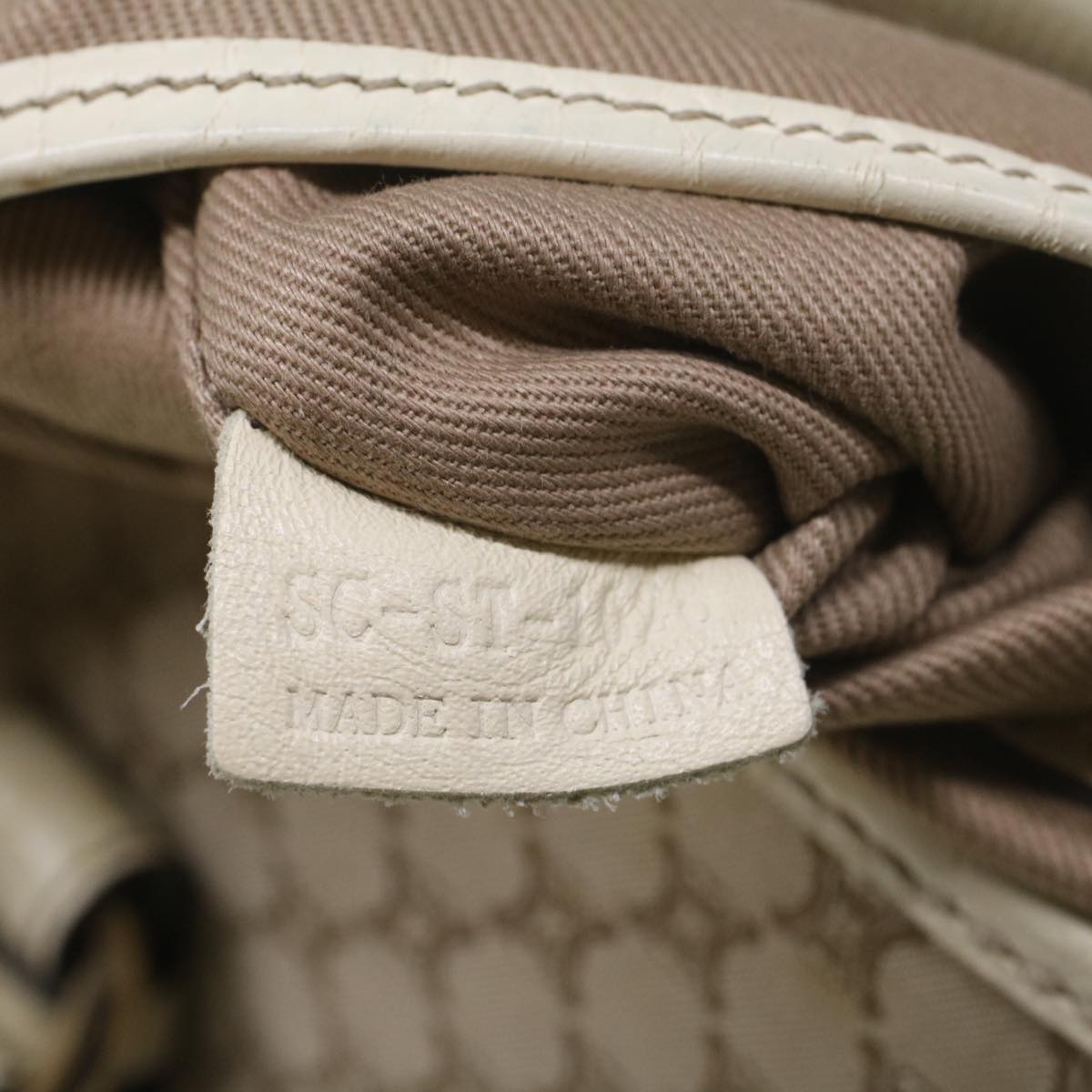 CELINE Macadam Canvas Tote Bag Beige Auth bs9213