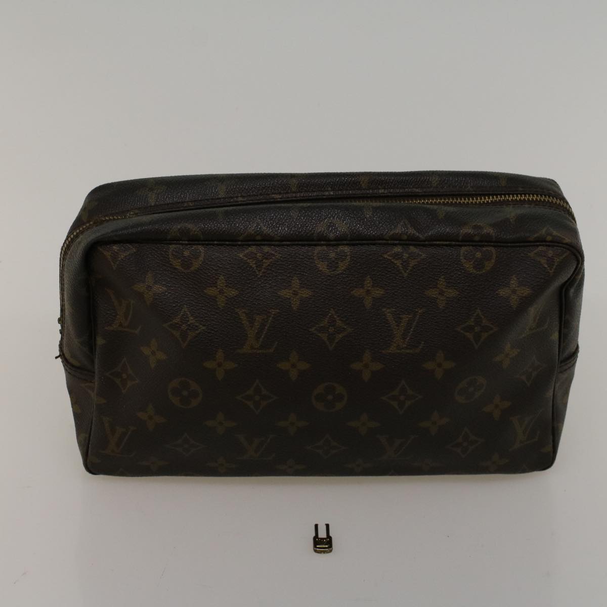 LOUIS VUITTON Monogram Trousse Toilette 28 Clutch Bag M47522 LV Auth bs9248