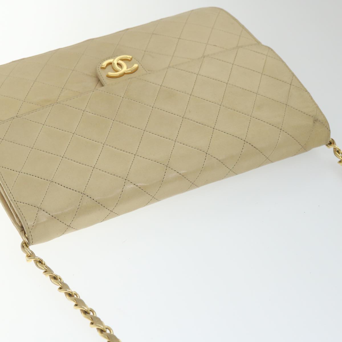 CHANEL Matelasse Chain Shoulder Bag Lamb Skin Beige CC Auth bs9334