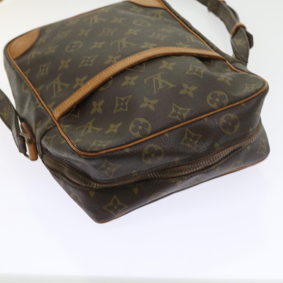 LOUIS VUITTON Monogram Danube MM Shoulder Bag M45264 LV Auth bs9419