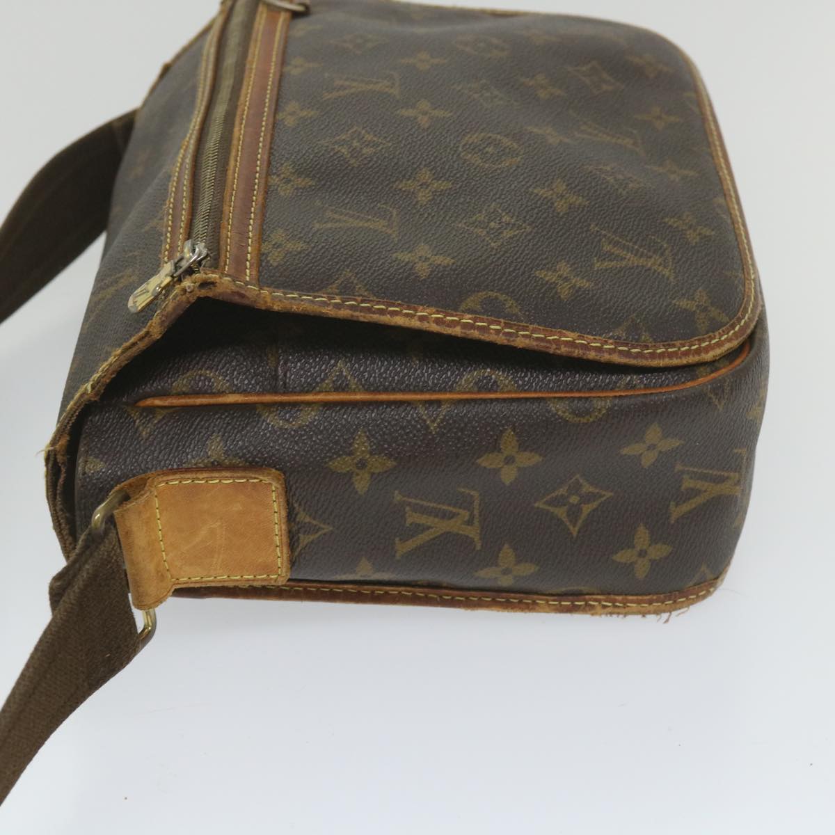 LOUIS VUITTON Monogram Messenger Bosphore PM Shoulder Bag M40106 LV Auth bs9520