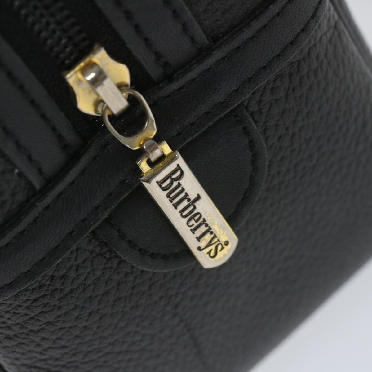 Burberrys Hand Bag Leather Black Auth bs9531