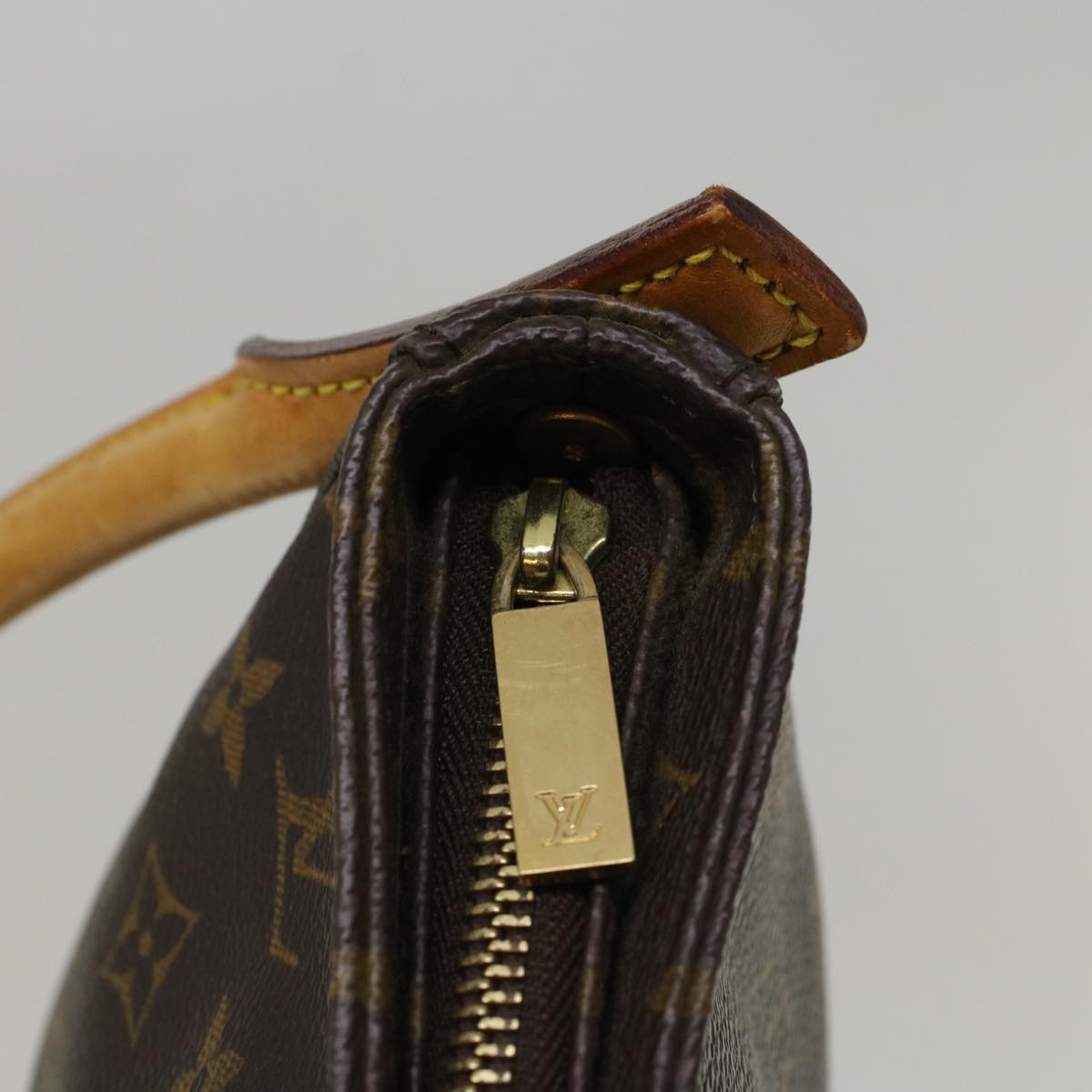 LOUIS VUITTON Monogram Looping MM Shoulder Bag M51146 LV Auth bs9556