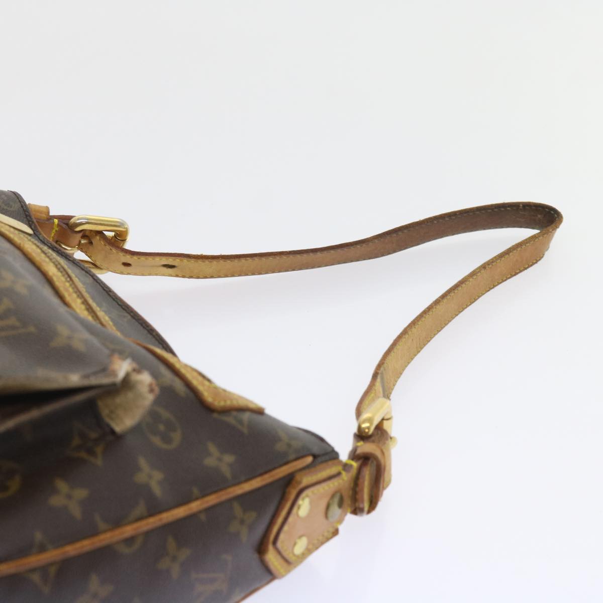 LOUIS VUITTON Monogram Hudson GM Shoulder Bag M40045 LV Auth bs9691