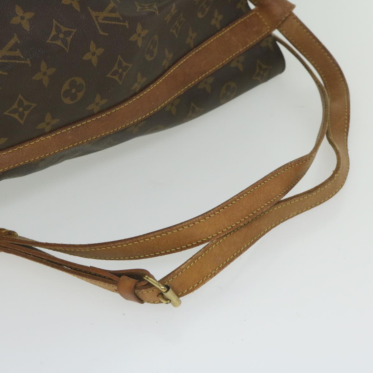 LOUIS VUITTON Monogram Randonnee GM Shoulder Bag M42244 LV Auth bs9782