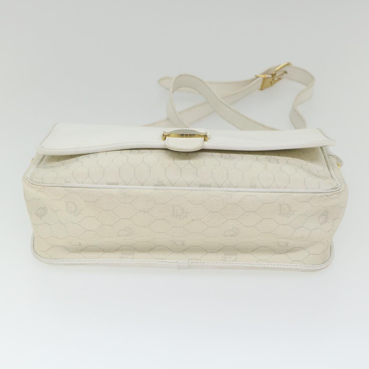 Christian Dior Honeycomb Canvas Shoulder Bag Leather White Auth bs9992