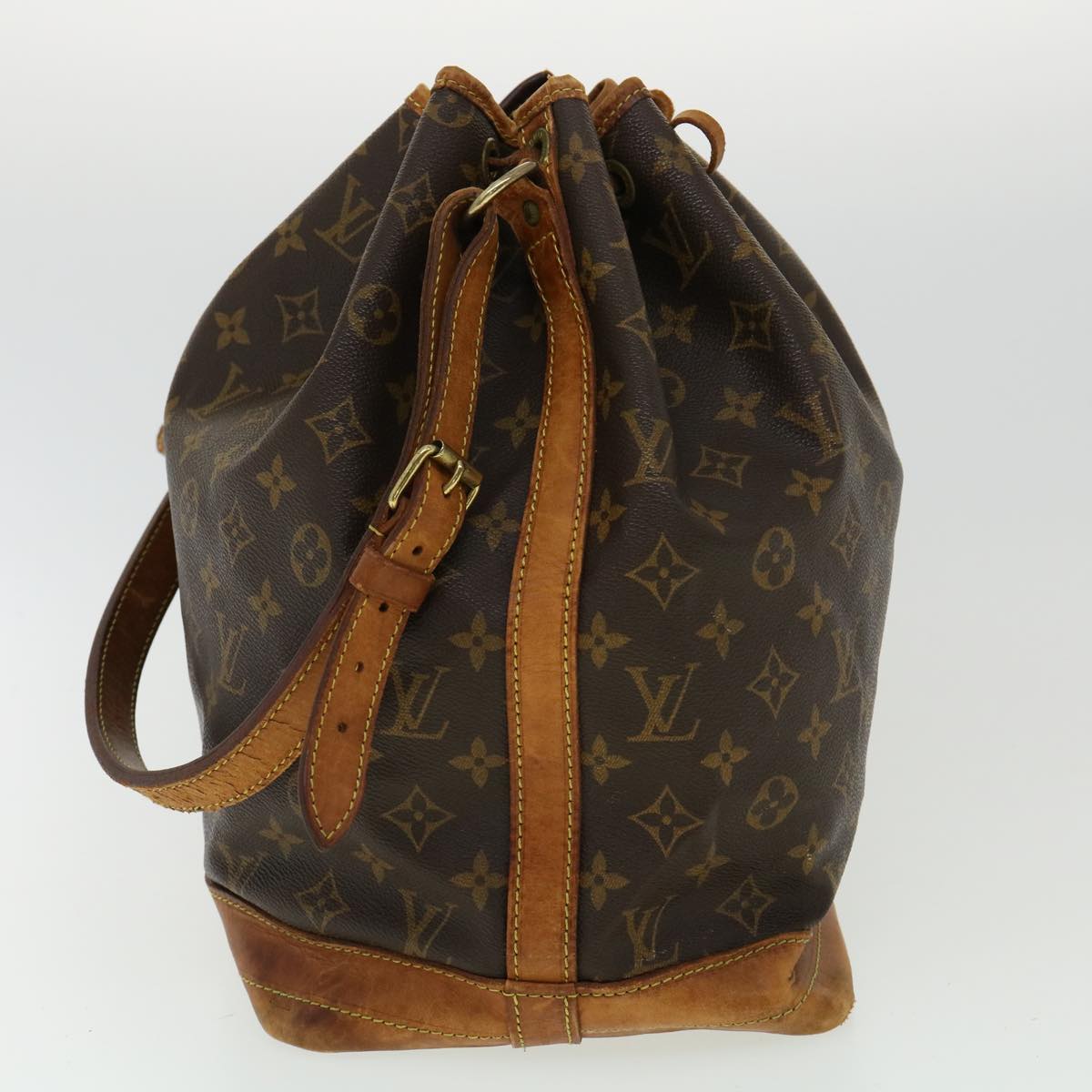 LOUIS VUITTON Monogram Noe Shoulder Bag M42224 LV Auth cl164