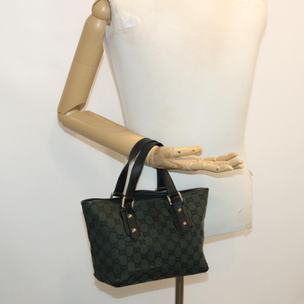 GUCCI GG Canvas Hand Bag Green 257249 Auth cl363