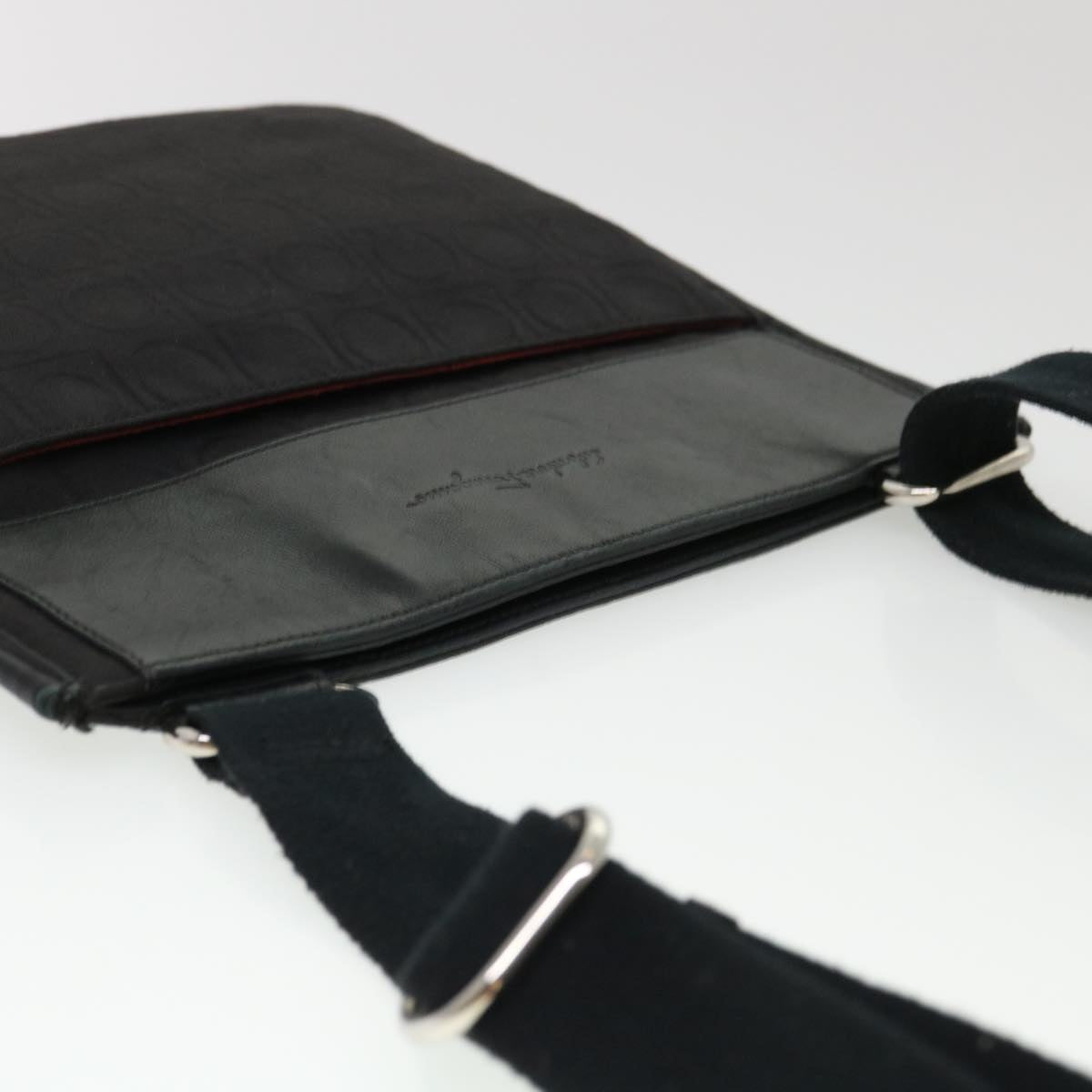 Salvatore Ferragamo Shoulder Bag Nylon Black AU-21/4933 Auth cl452