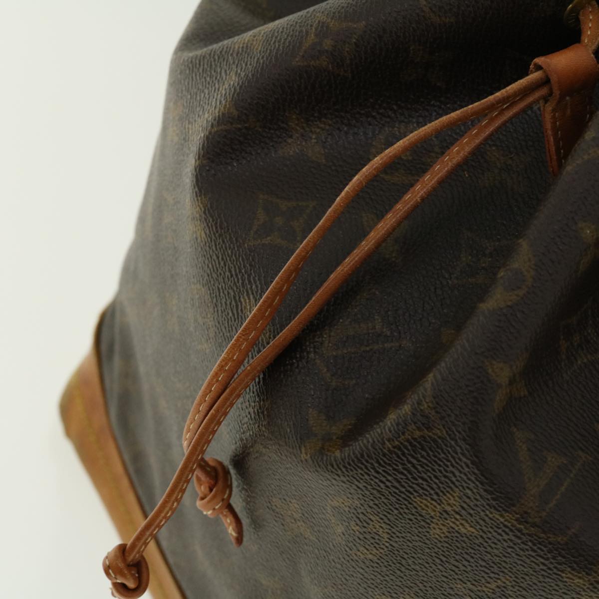 LOUIS VUITTON Monogram Noe Shoulder Bag M42224 LV Auth cl454