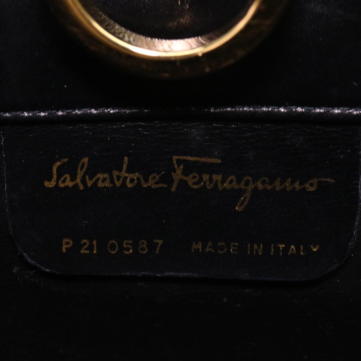 Salvatore Ferragamo Chain Shoulder Bag Leather Black P 21 0587 Auth cl459