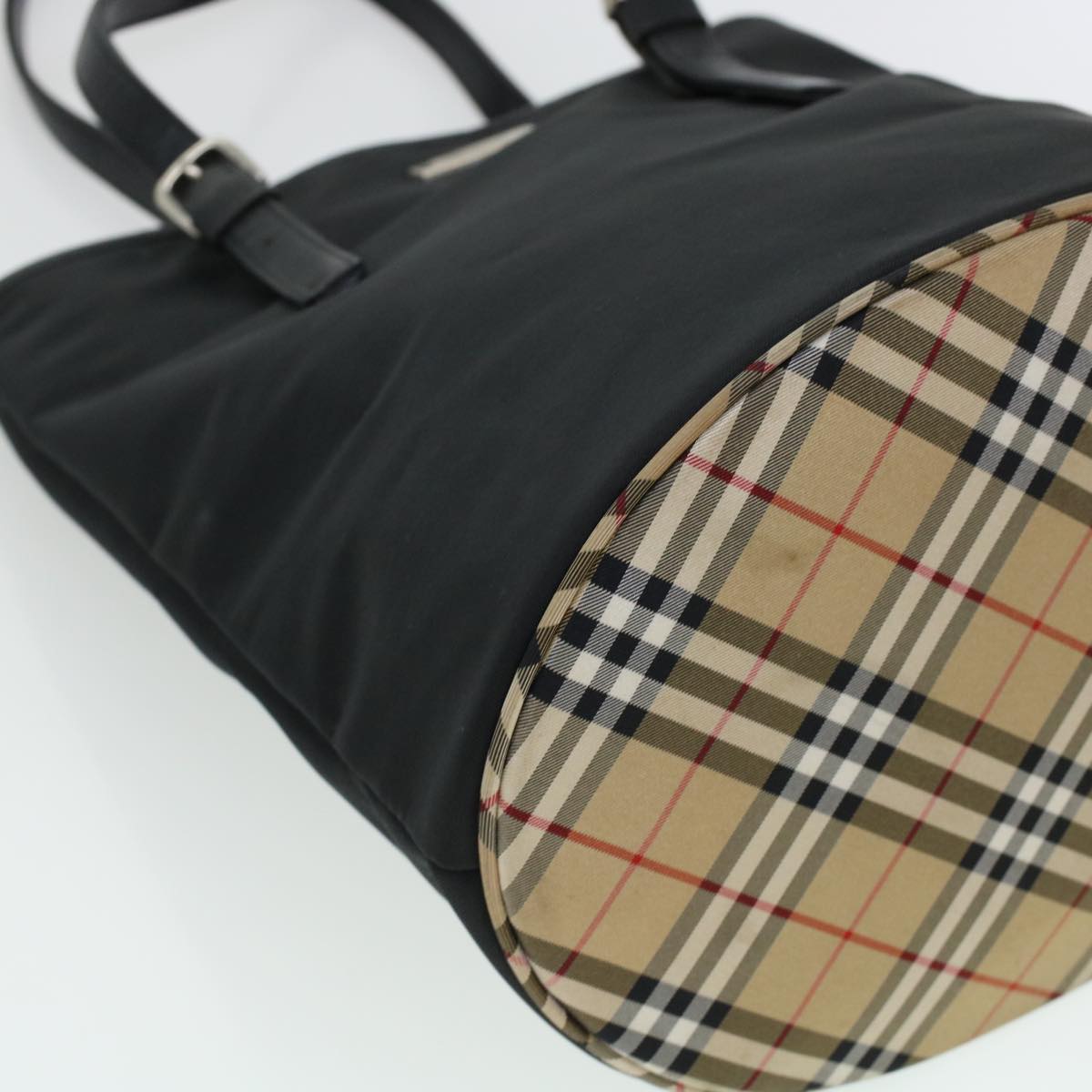 Burberrys Nova Check Shoulder Bag Nylon Black Auth cl506
