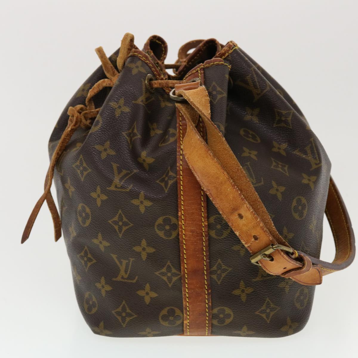 LOUIS VUITTON Monogram Petit Noe Shoulder Bag M42226 LV Auth cl545