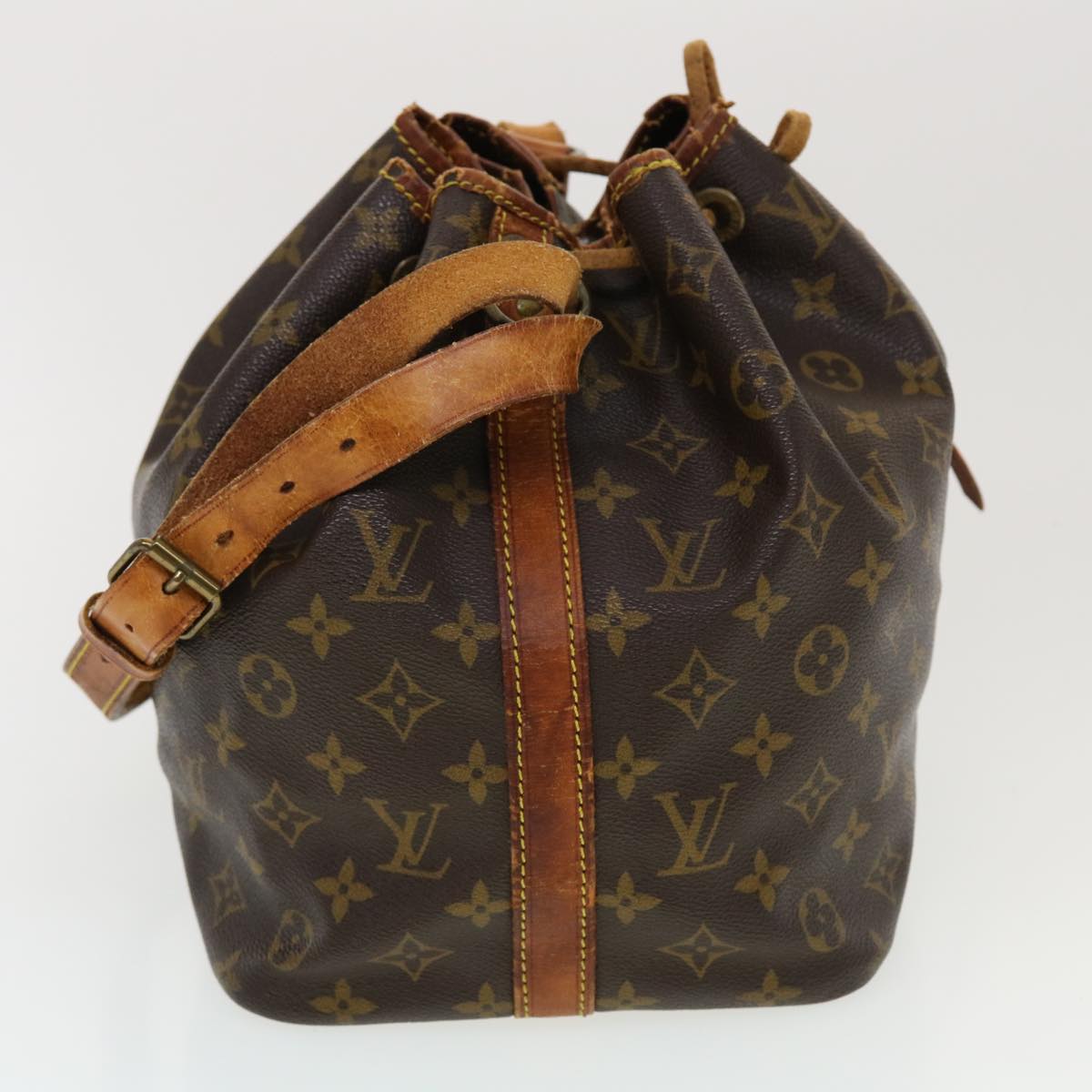 LOUIS VUITTON Monogram Petit Noe Shoulder Bag M42226 LV Auth cl545