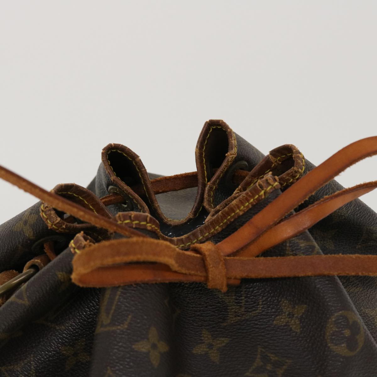 LOUIS VUITTON Monogram Petit Noe Shoulder Bag M42226 LV Auth cl551