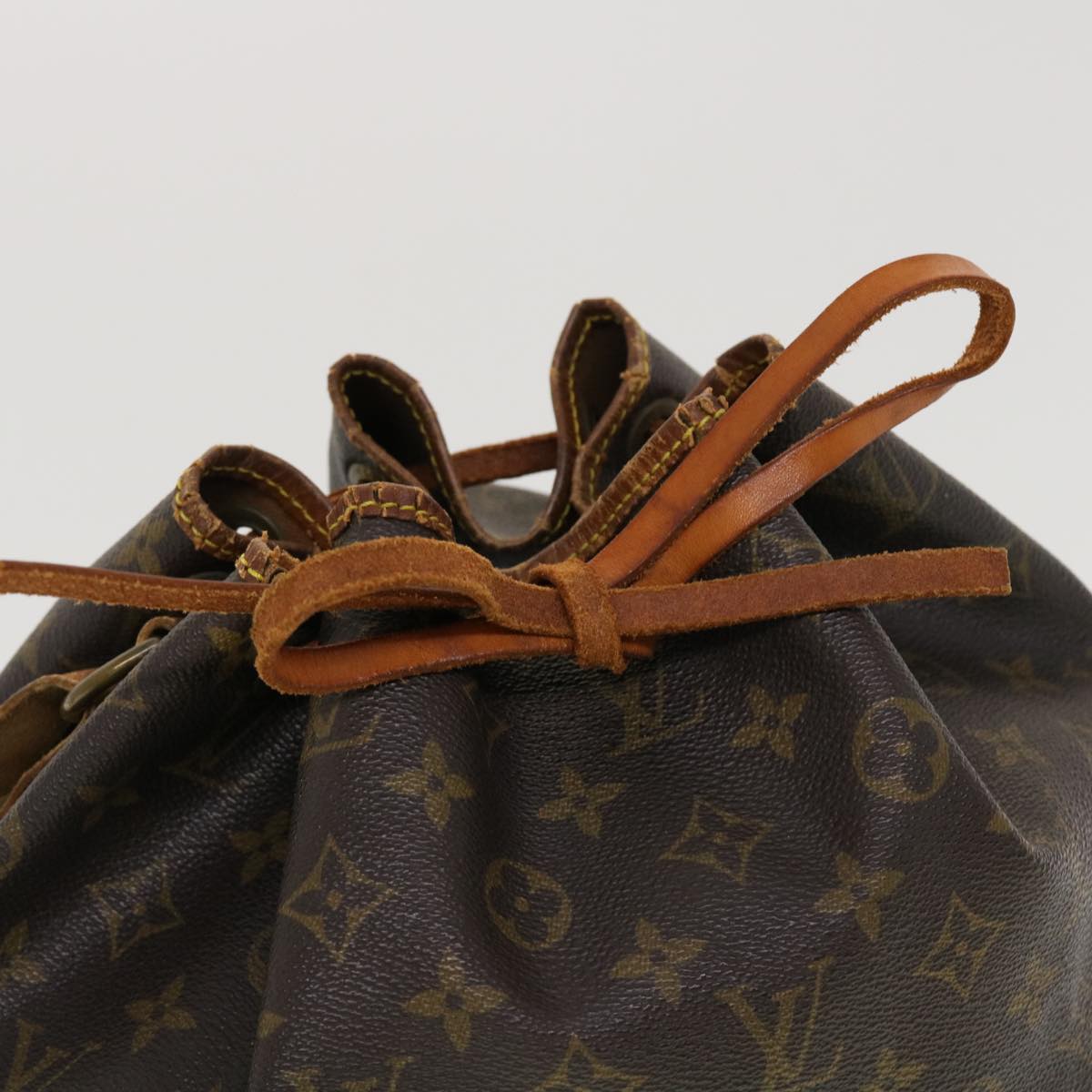 LOUIS VUITTON Monogram Petit Noe Shoulder Bag M42226 LV Auth cl551