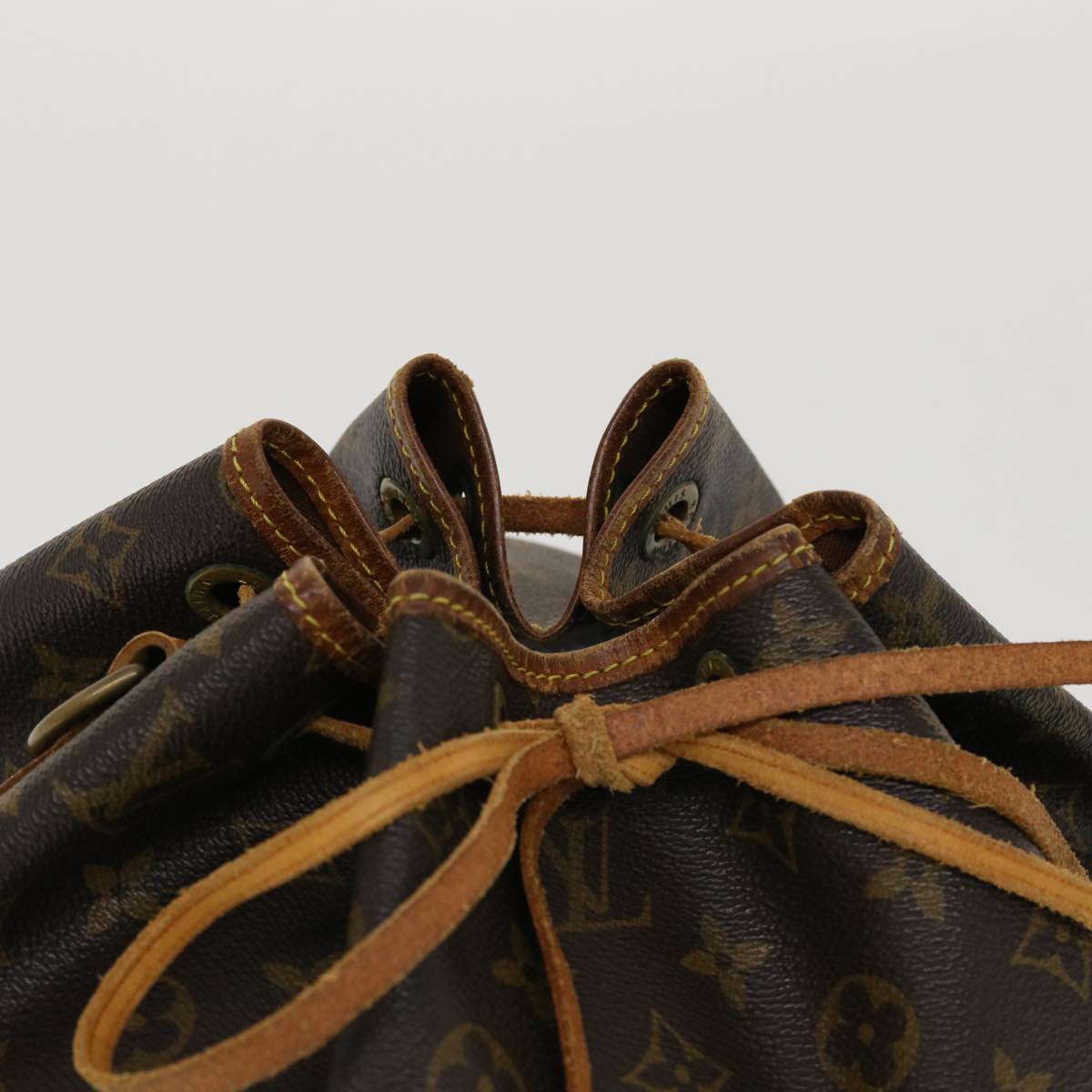 LOUIS VUITTON Monogram Petit Noe Shoulder Bag M42226 LV Auth cl564