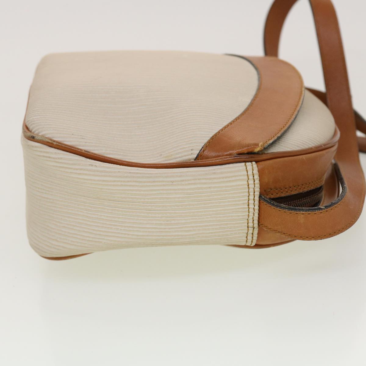 Salvatore Ferragamo Shoulder Bag Leather White Auth cl586