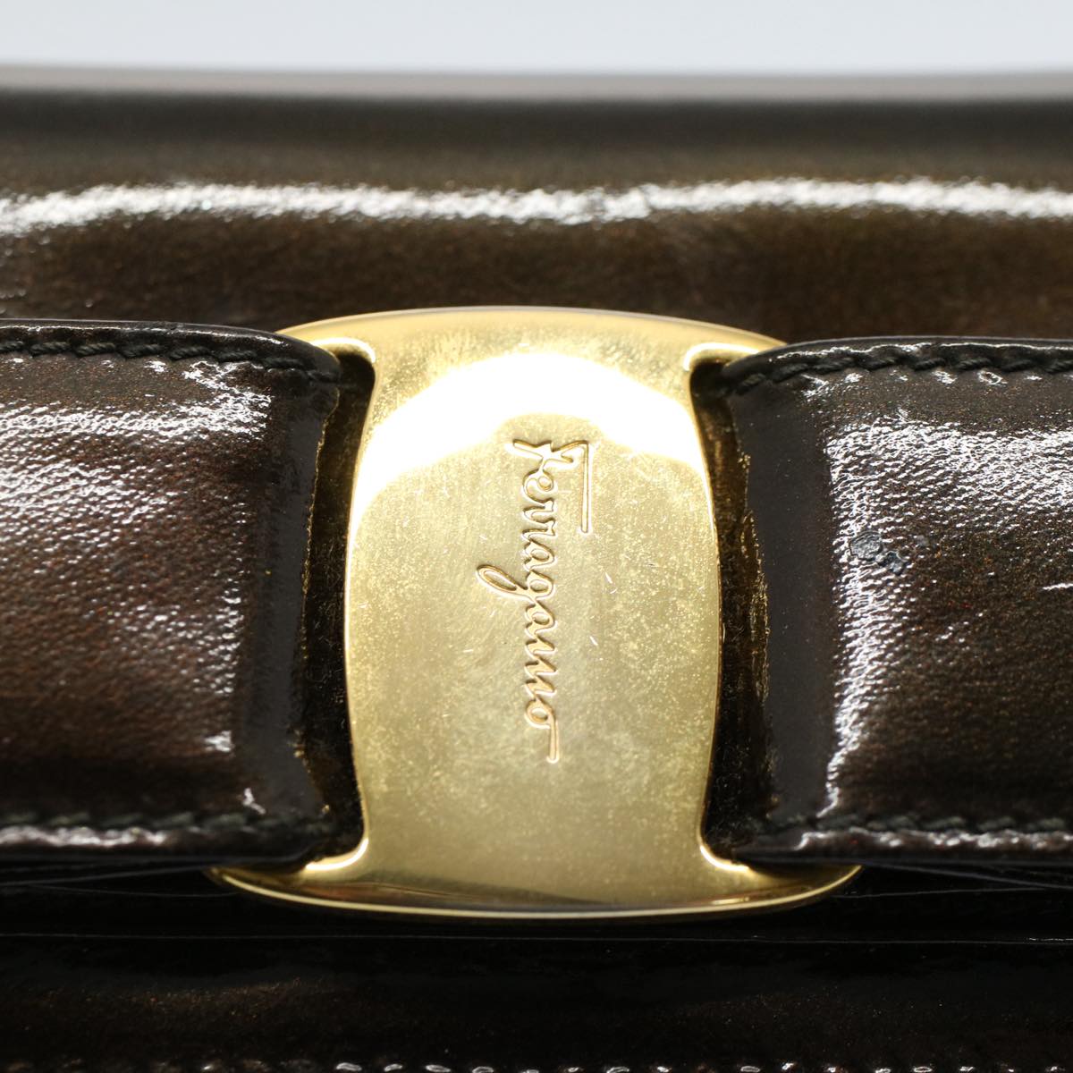 Salvatore Ferragamo Chain Shoulder Bag Patent leather Green Auth cl729