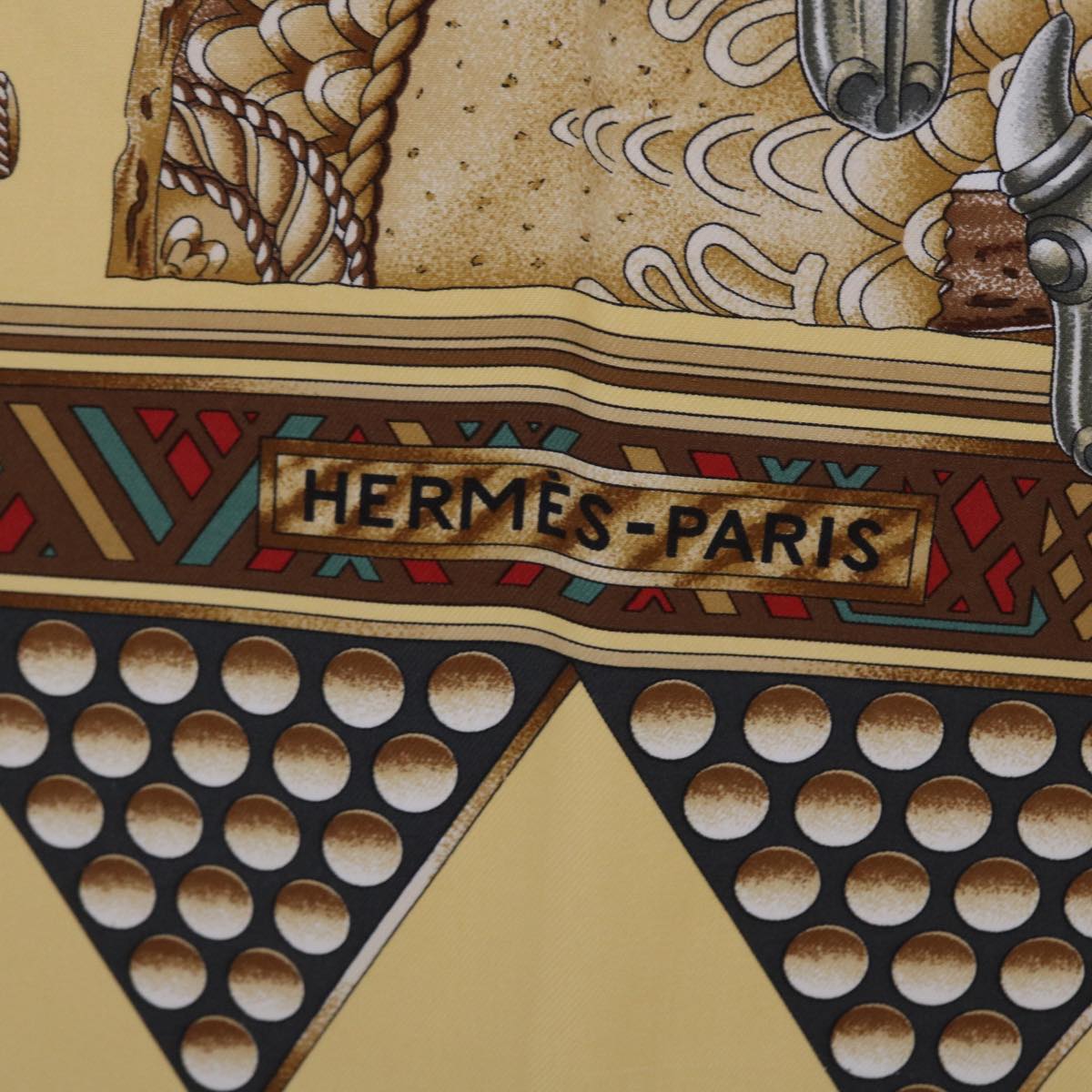 HERMES Carre 90 L'OR DES CHEFS Scarf Silk Yellow Auth cl816