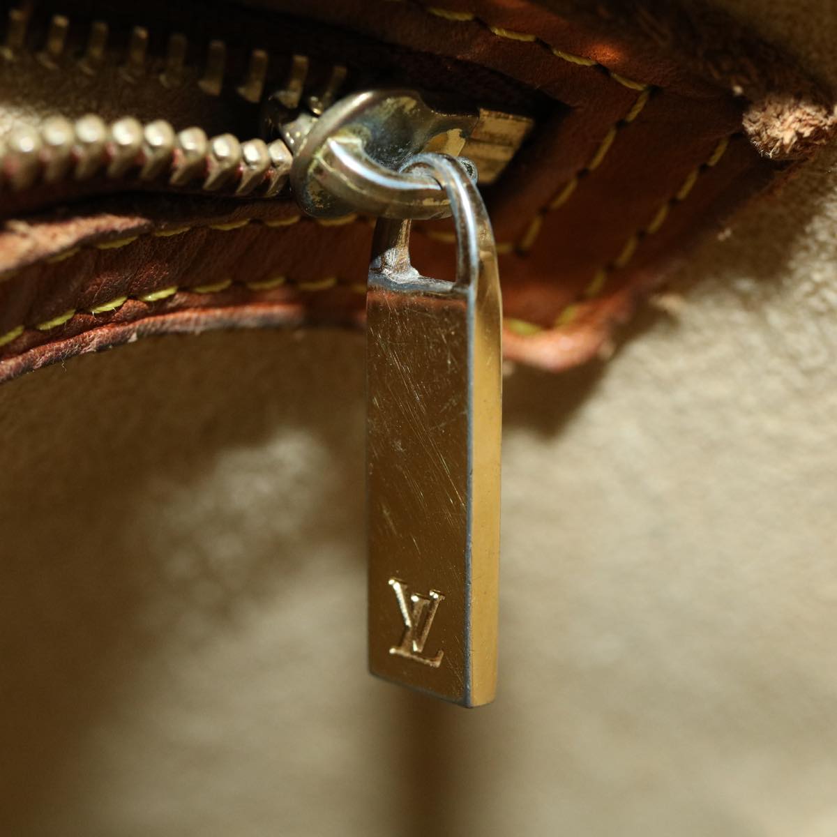 LOUIS VUITTON Monogram Looping GM Shoulder Bag M51145 LV Auth ds486