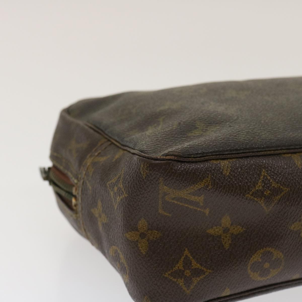 LOUIS VUITTON Monogram Trousse Toilette 28 Clutch Bag M47522 LV Auth ds492