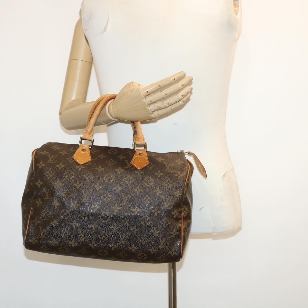 LOUIS VUITTON Monogram Speedy 30 Hand Bag M41526 LV Auth ds511