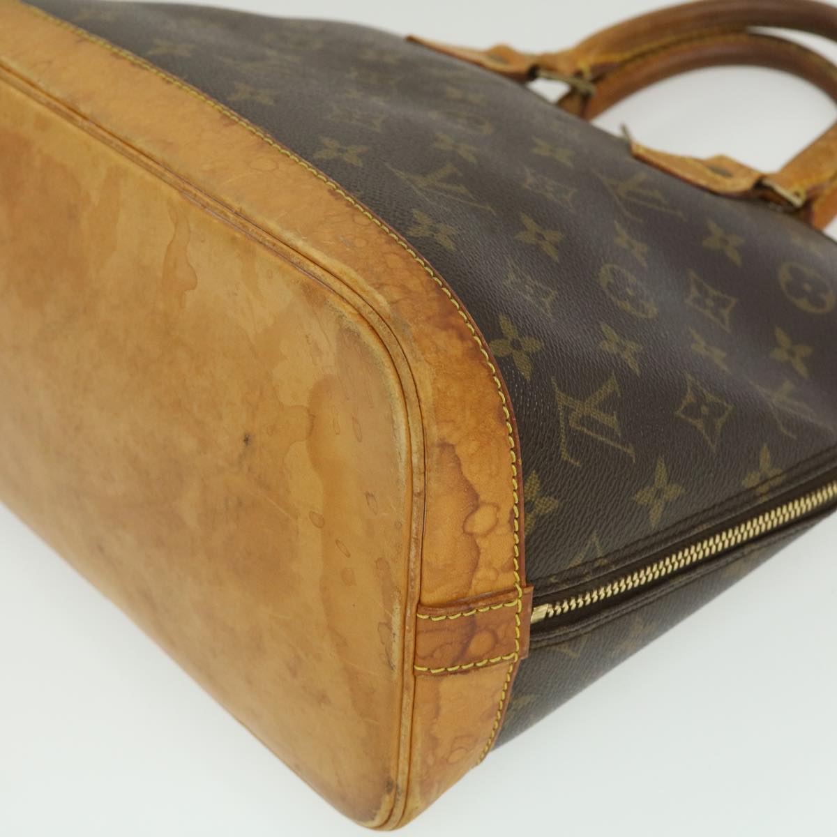 LOUIS VUITTON Monogram Alma Hand Bag M51130 LV Auth ds524