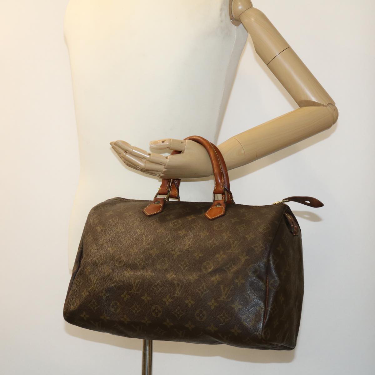 LOUIS VUITTON Monogram Speedy 35 Hand Bag M41524 LV Auth ds547