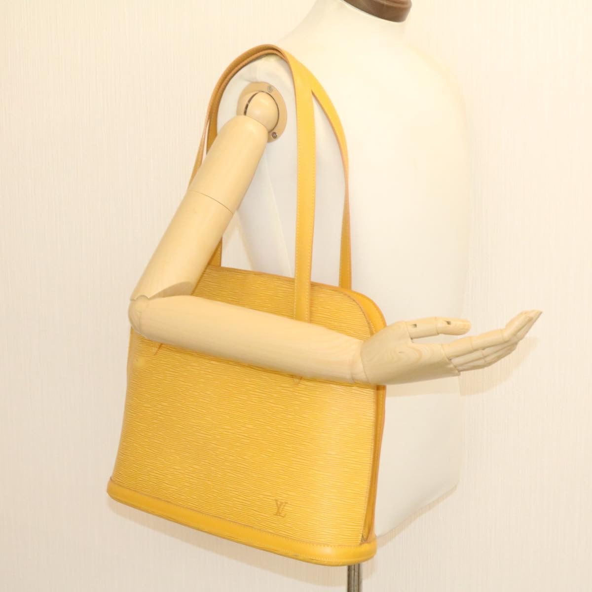 LOUIS VUITTON Epi Lussac Shoulder Bag Yellow M52289 LV Auth dt003