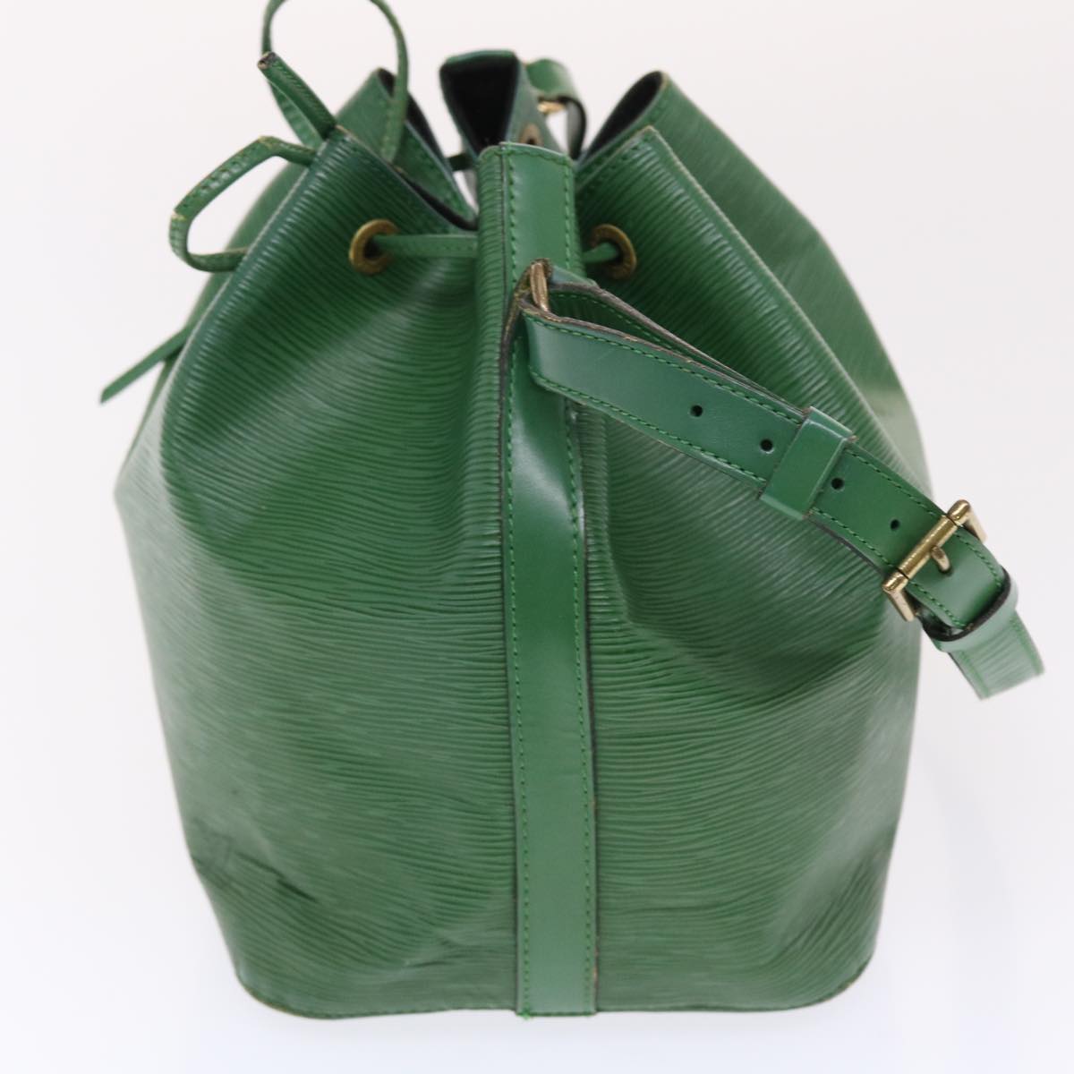 LOUIS VUITTON Epi Petit Noe Shoulder Bag Green M44104 LV Auth ep1280