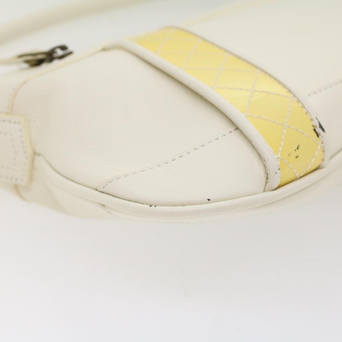 BURBERRY Shoulder Bag Leather White Auth ep1291