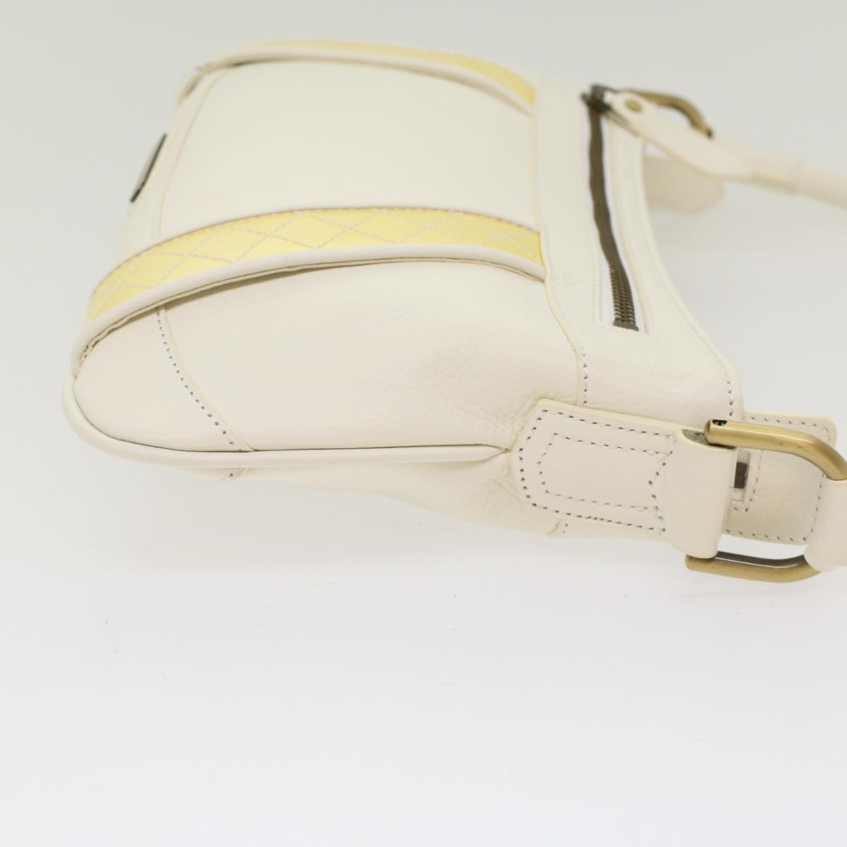 BURBERRY Shoulder Bag Leather White Auth ep1291