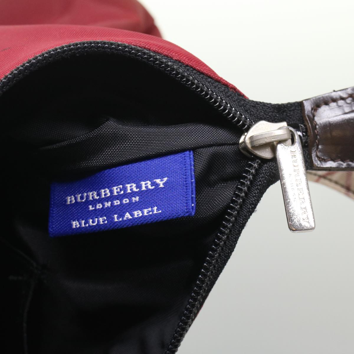 BURBERRY Nova Check Blue Label Shoulder Bag Nylon Red Beige Auth ep1341