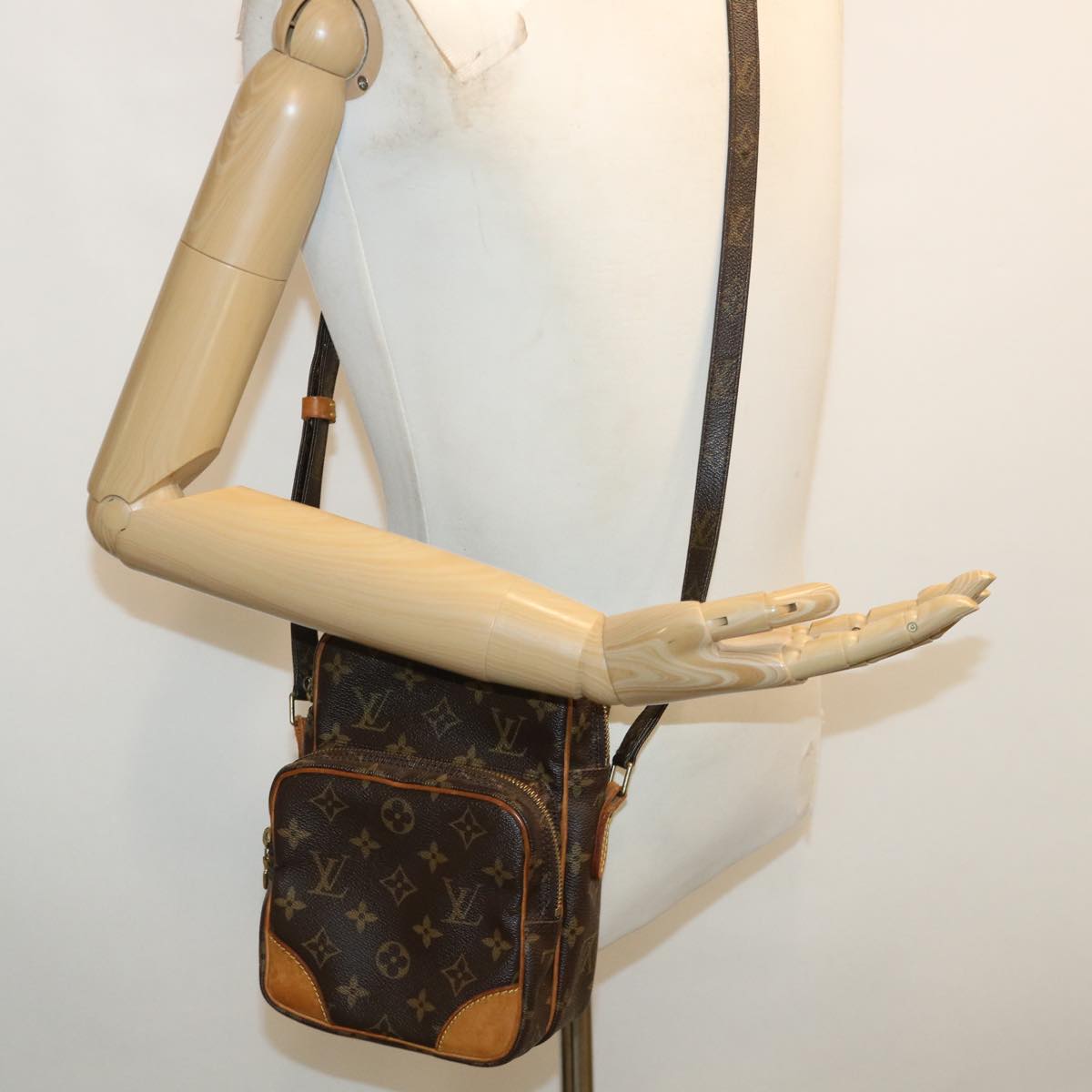 LOUIS VUITTON Monogram Amazon Shoulder Bag M45236 LV Auth ep144