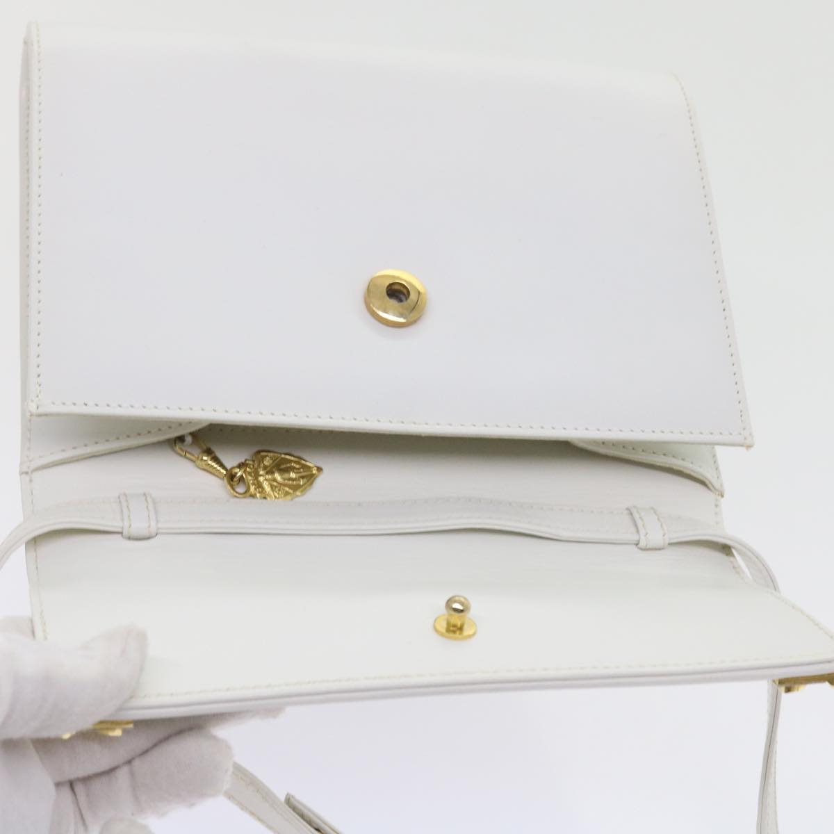 GUCCI Shoulder Bag Leather White 004 056 0209 Auth ep2193