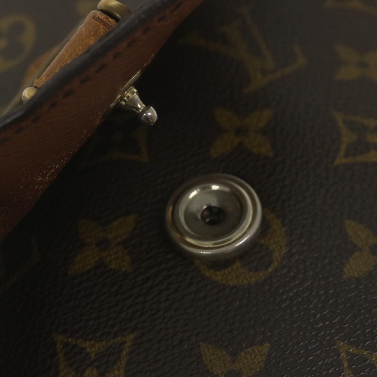 LOUIS VUITTON Monogram Saint Cloud MM Shoulder Bag M51243 LV Auth ep2264