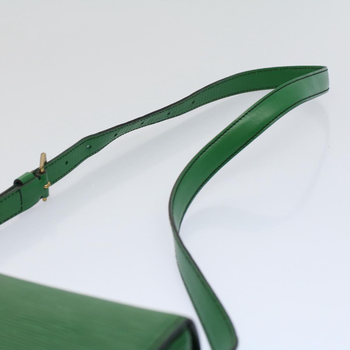 LOUIS VUITTON Epi Saint Cloud GM Shoulder Bag Green M52194 LV Auth ep2275