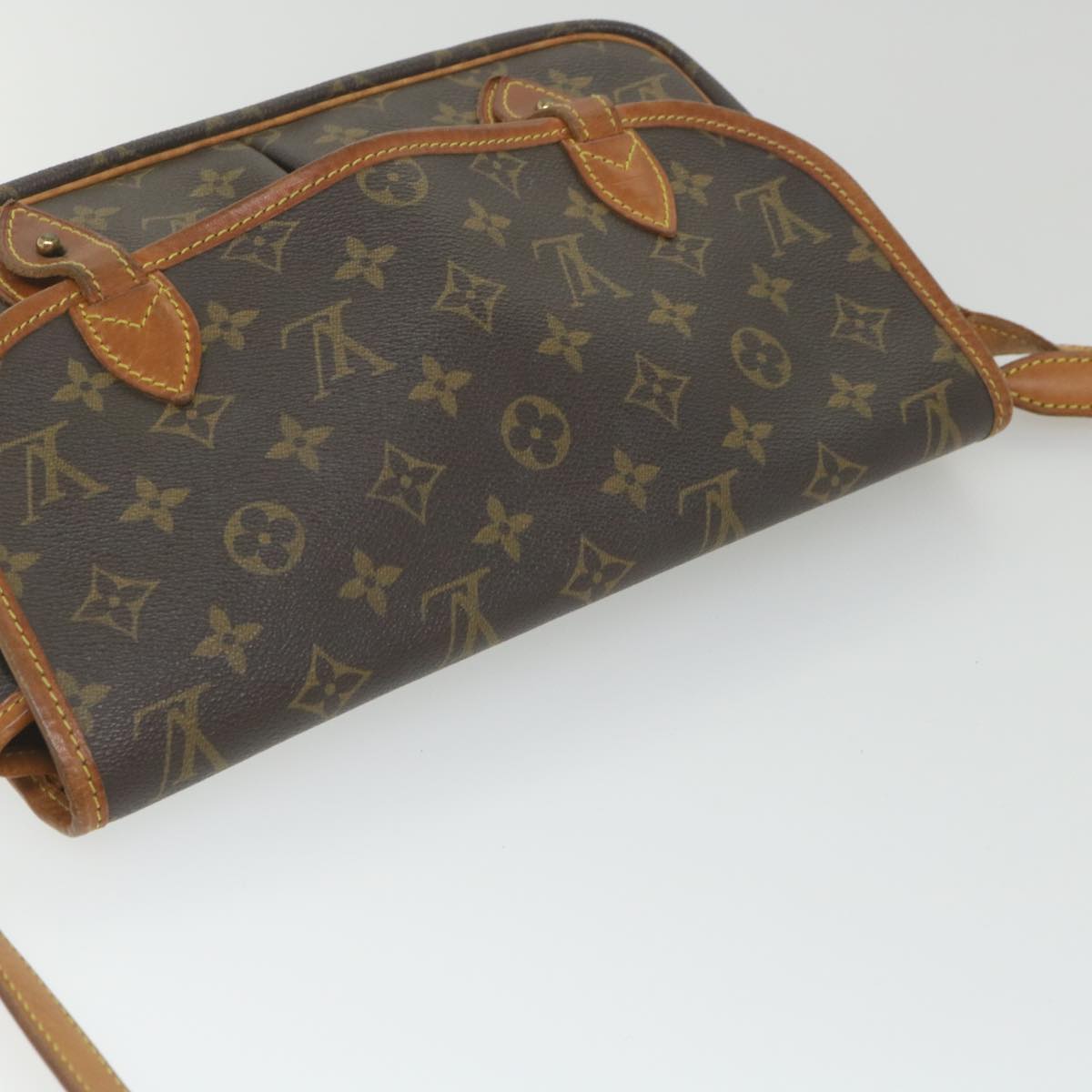 LOUIS VUITTON Monogram Gibeciere MM Shoulder Bag M42247 LV Auth ep2307