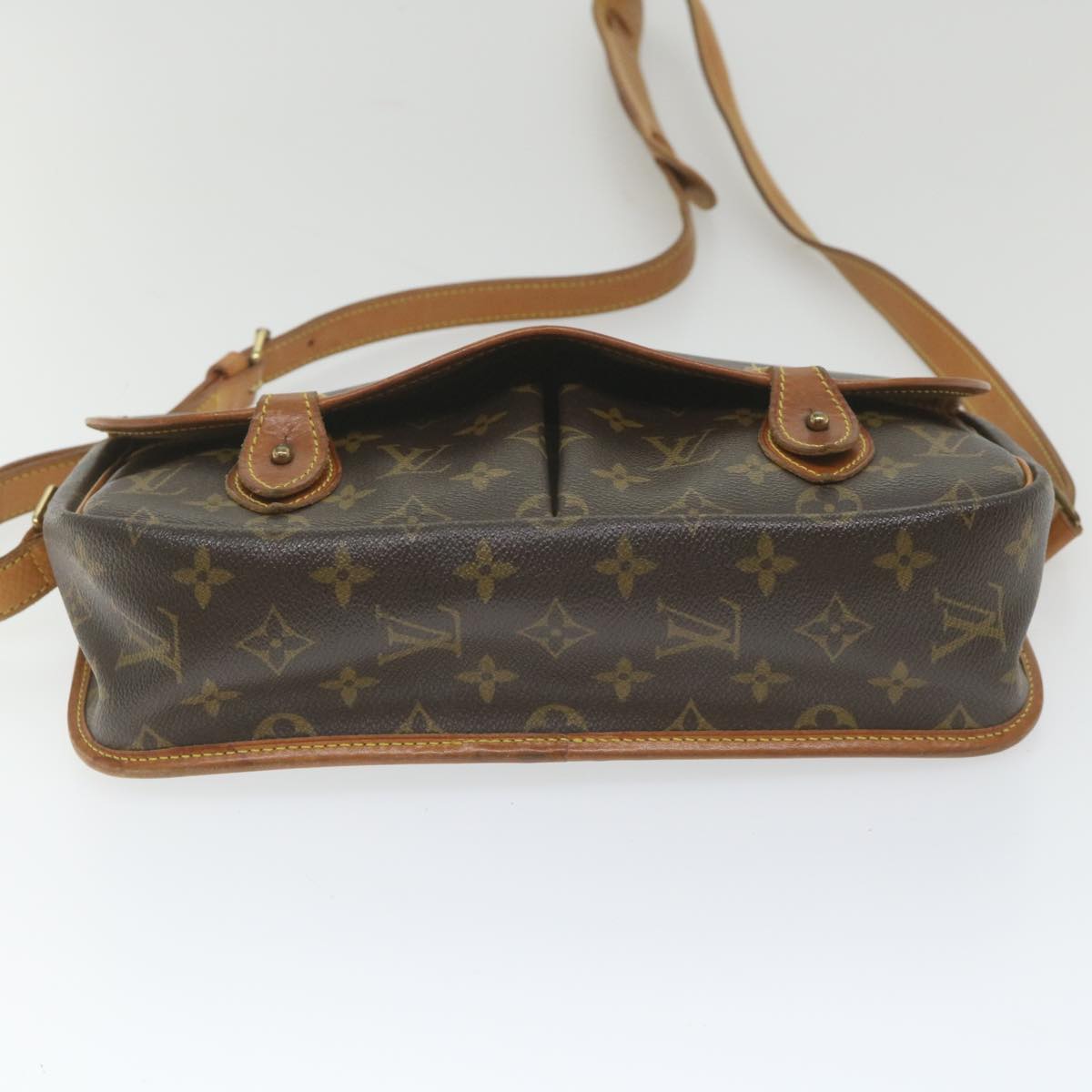 LOUIS VUITTON Monogram Gibeciere MM Shoulder Bag M42247 LV Auth ep2307