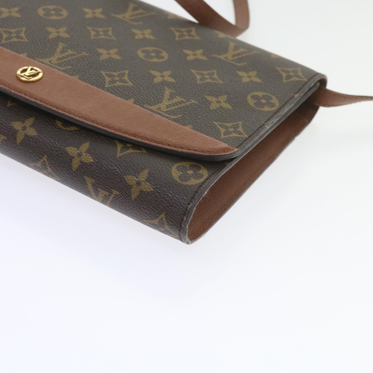 LOUIS VUITTON Monogram Bordeaux 27 Shoulder Bag M51797 LV Auth ep2360