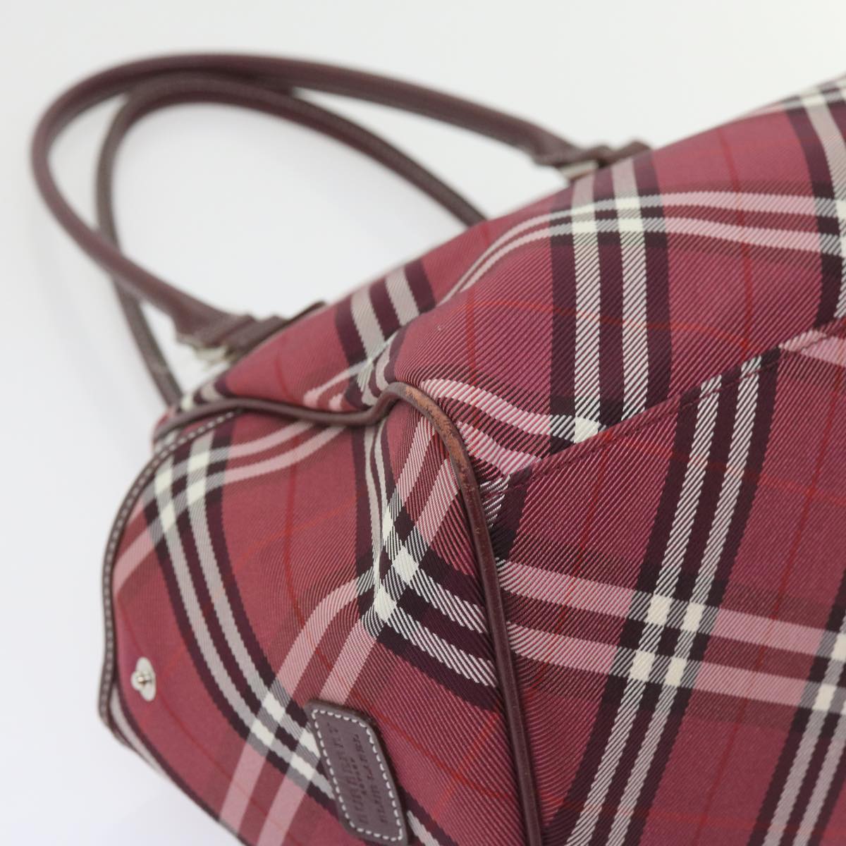 BURBERRY Nova Check Blue Label Shoulder Bag Nylon Red Auth ep2482