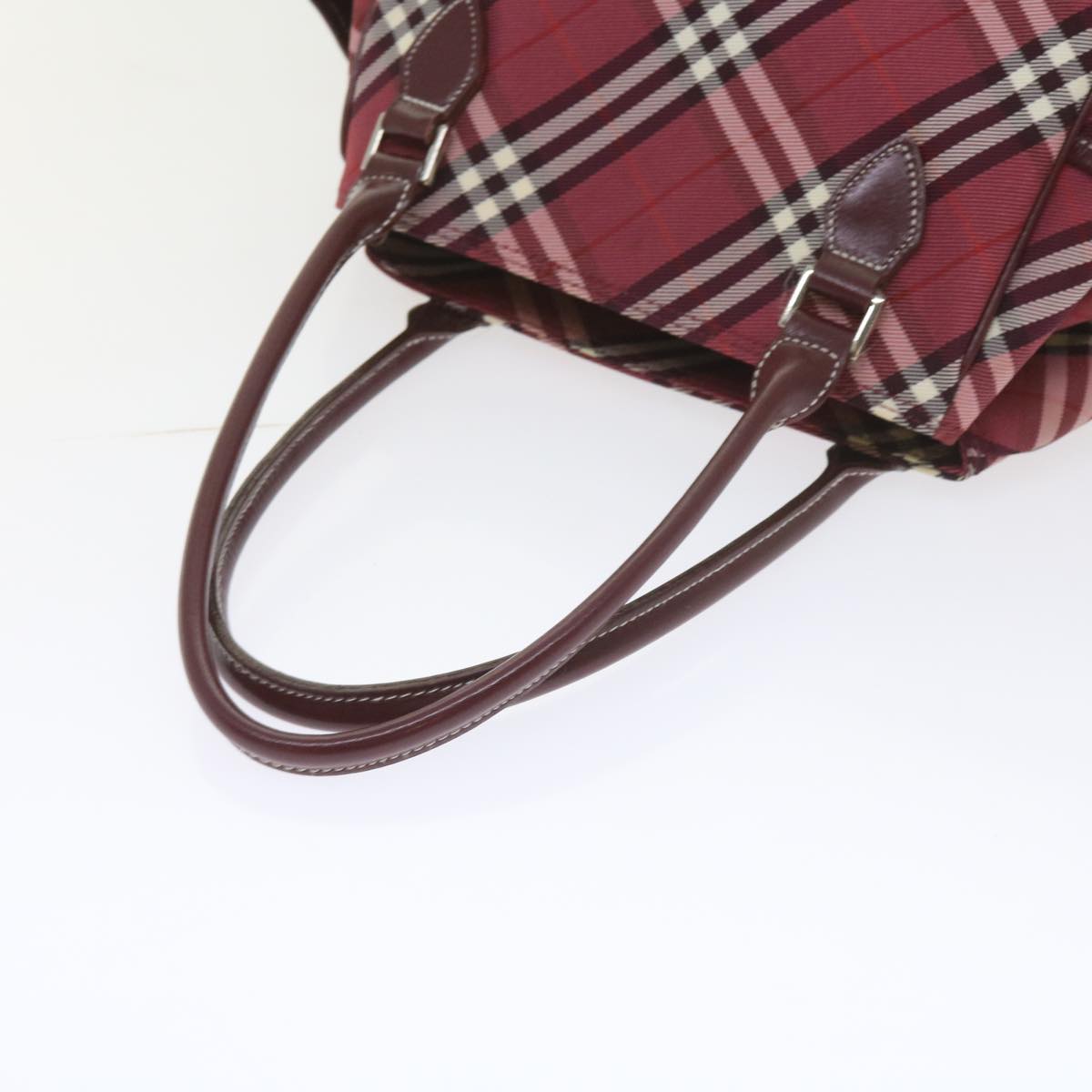 BURBERRY Nova Check Blue Label Shoulder Bag Nylon Red Auth ep2482