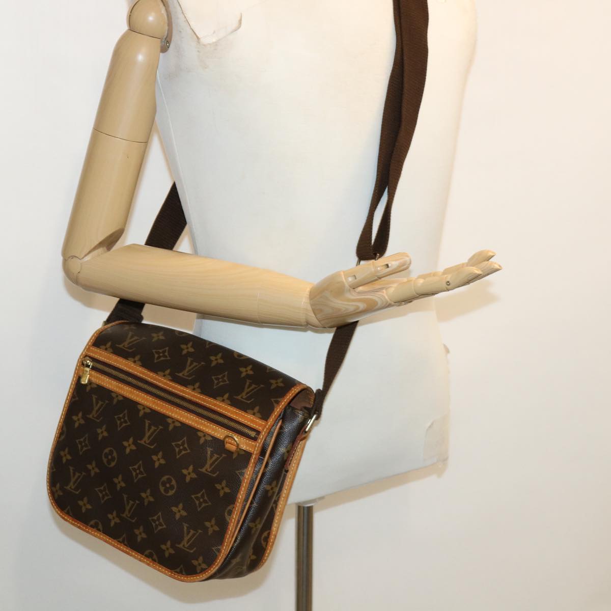 LOUIS VUITTON Monogram Messenger Bosphore PM Shoulder Bag M40106 LV Auth ep507