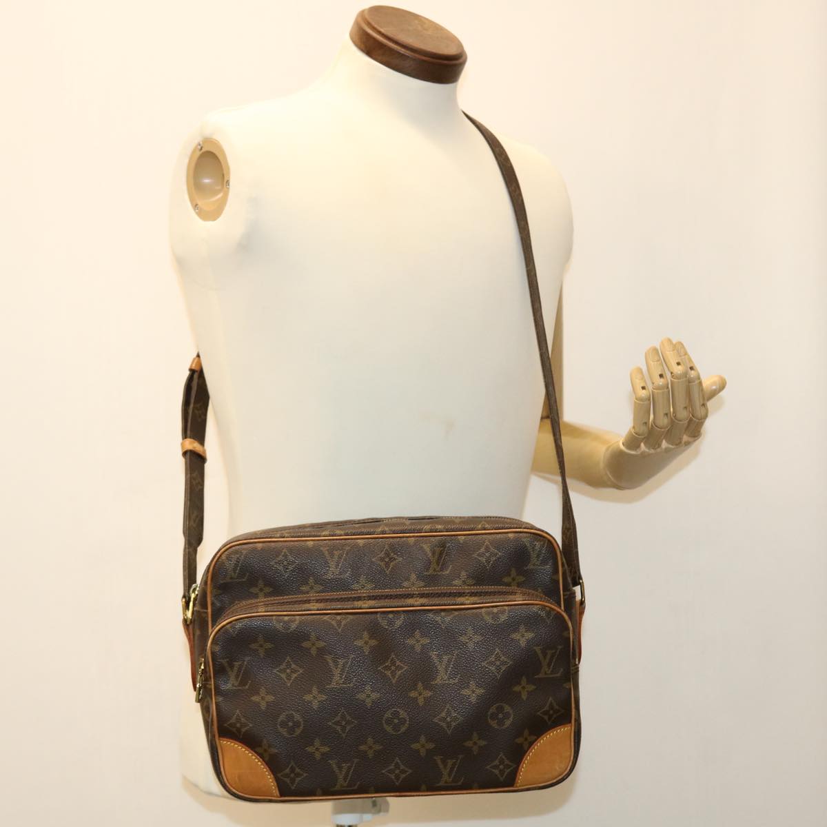 LOUIS VUITTON Monogram Nile Shoulder Bag M45244 LV Auth ep613