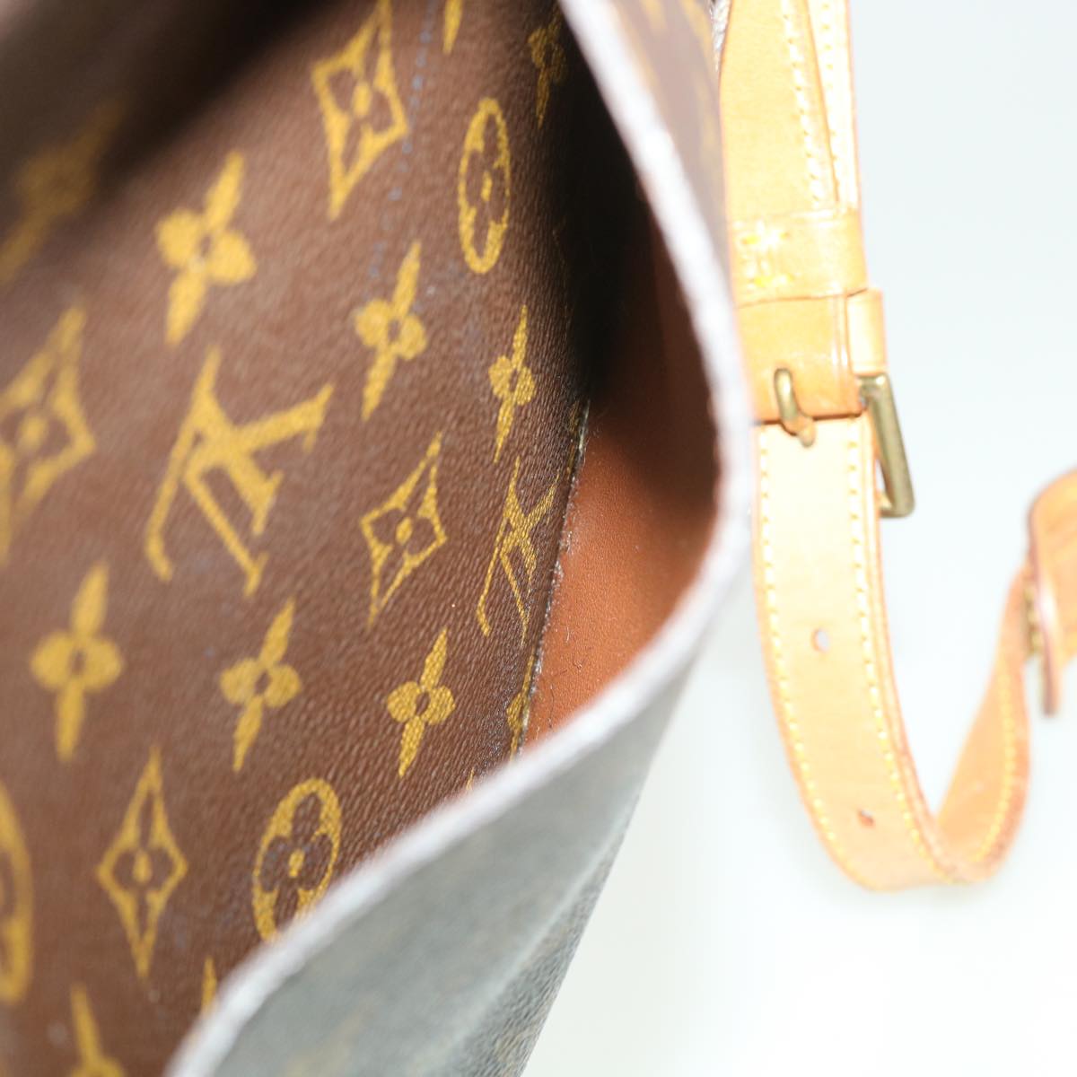 LOUIS VUITTON Monogram Saint Cloud GM Shoulder Bag M51242 LV Auth ep638