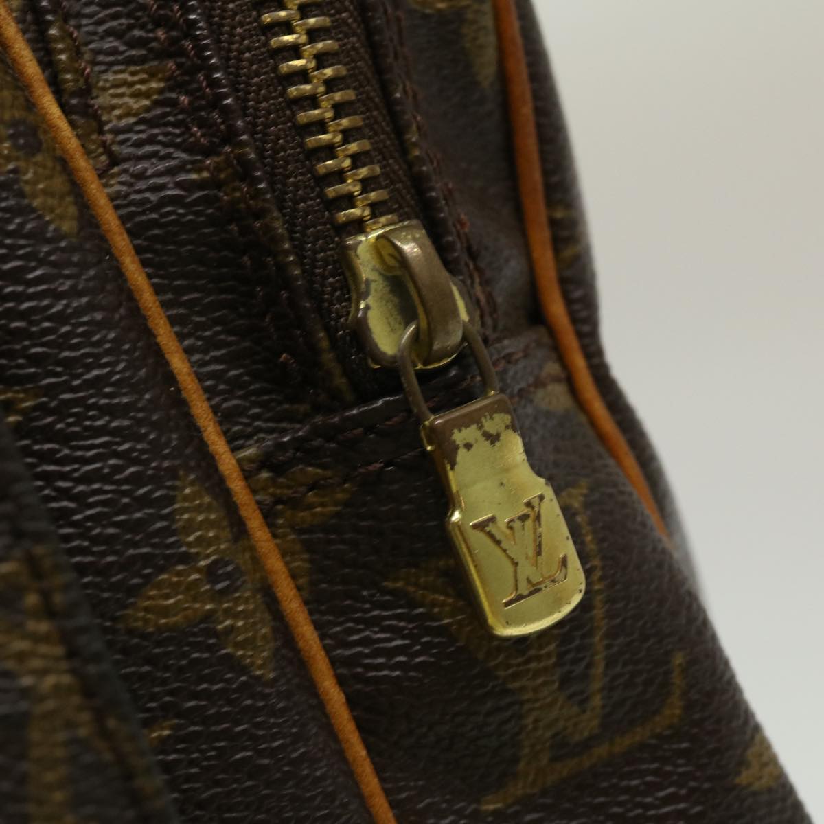 LOUIS VUITTON Monogram Amazon Shoulder Bag M45236 LV Auth fm1479