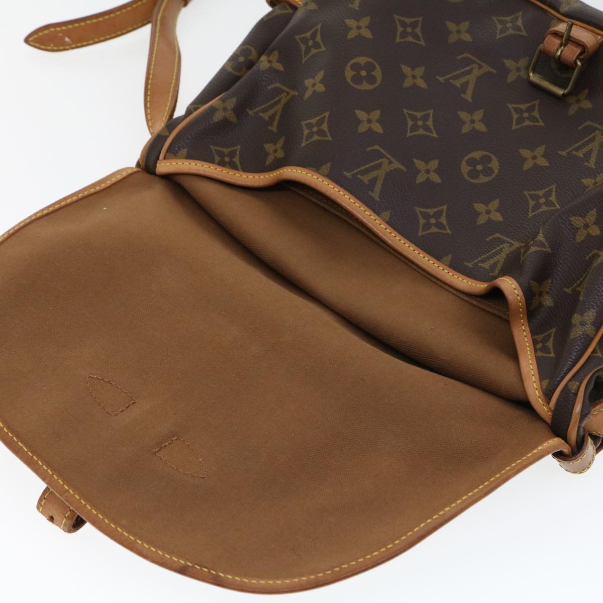 LOUIS VUITTON Monogram Saumur 30 Shoulder Bag M42256 LV Auth fm1589