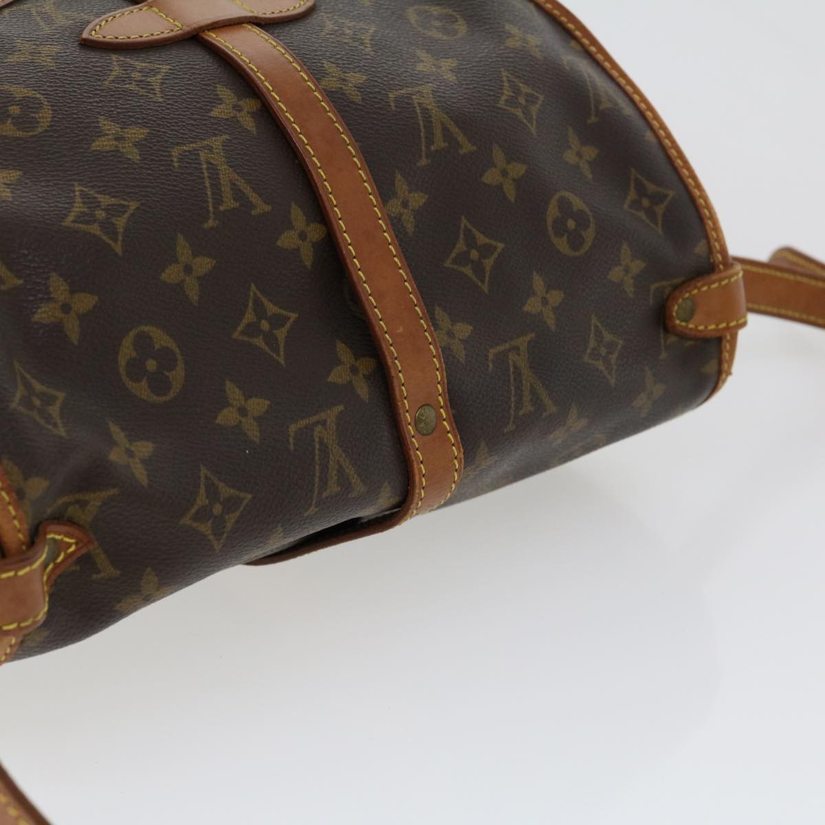 LOUIS VUITTON Monogram Saumur 30 Shoulder Bag M42256 LV Auth fm1589