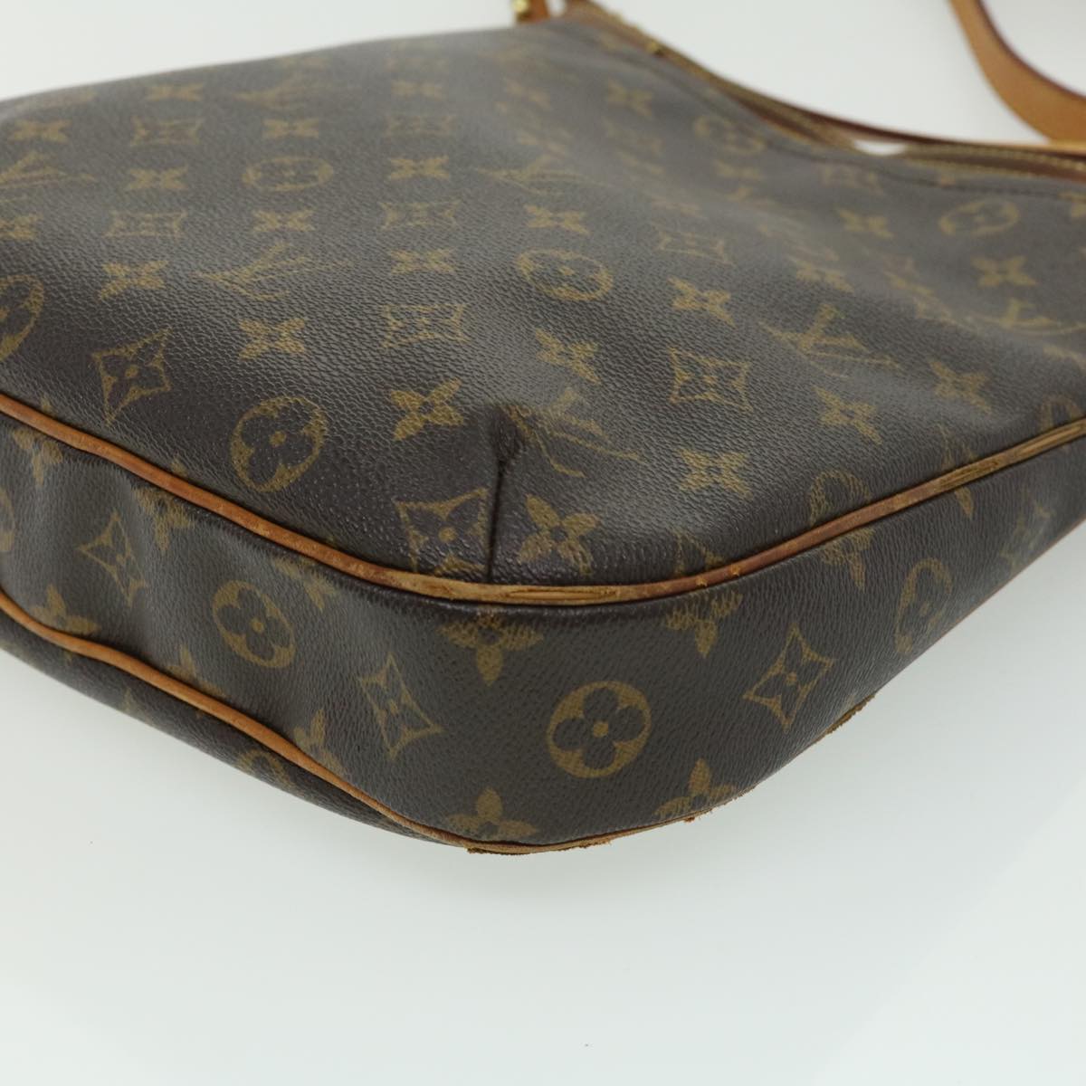 LOUIS VUITTON Monogram Odeon MM Shoulder Bag M56389 LV Auth fm1594